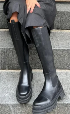Copenhagen Shoes Støvle - Follow Me - Black (With Black Stiches)