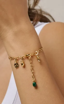 ENAMEL Copenhagen Vedhæng - Organic Clover - Gold Colour