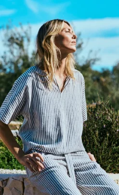 Freequent Bluse - Lavisco - Star Off-white w. Navy Blazer