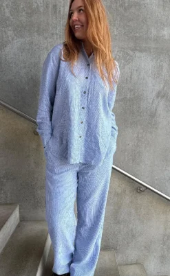 Freequent Skjorte - Lava - Off-white w. Nebulas Blue