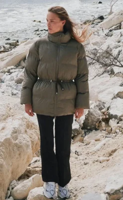 Neo Noir Puffer Jakke - Mayra - Dark Taupe