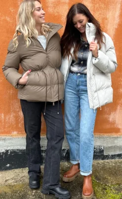 Neo Noir Puffer Jakke - Mayra - Ivory