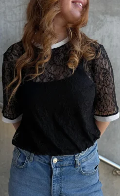 Say INA Copenhagen Bluse - Susanna Football - Black Lace (vendbar)