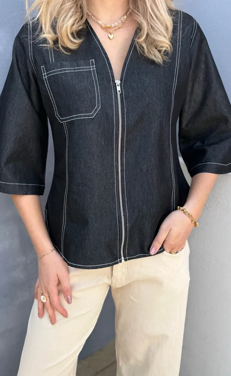 Say INA Copenhagen Bluse - Zenia Zipper - Black Denim