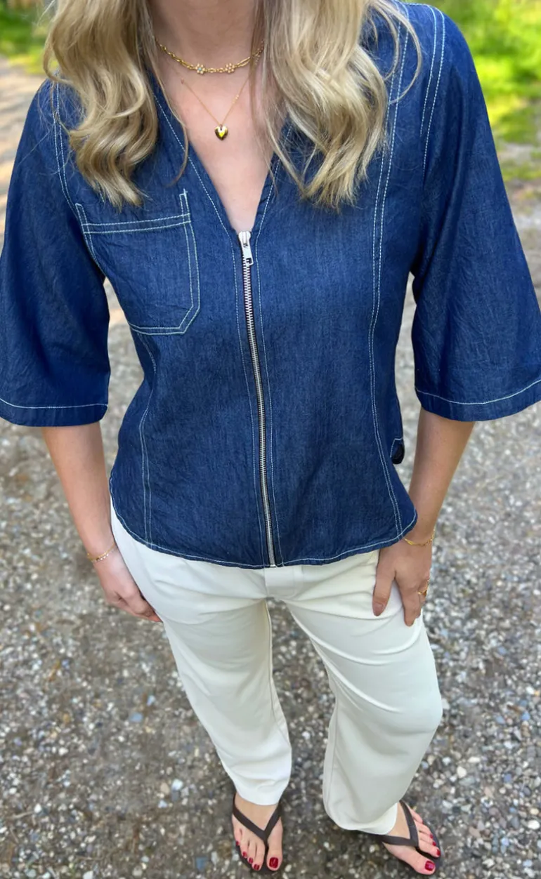 Say INA Copenhagen Bluse - Zenia Zipper - Denim Blue