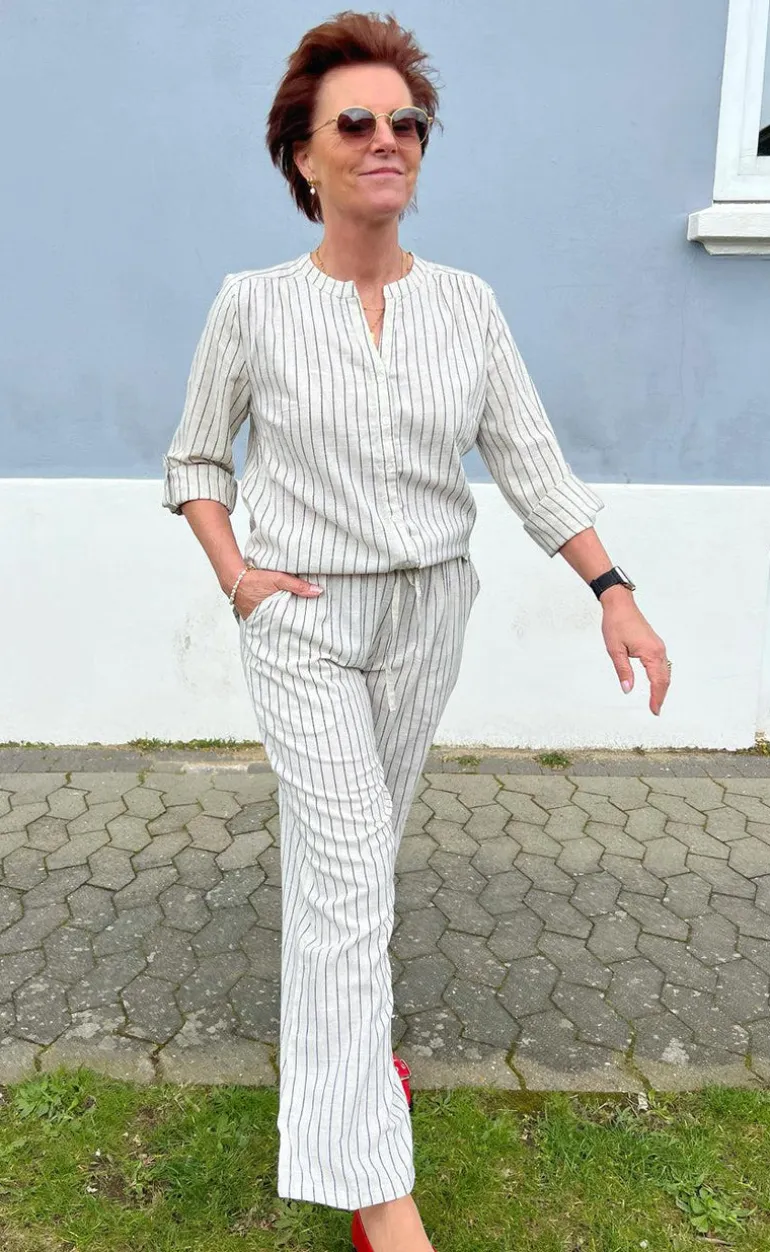 Say INA Copenhagen Bukser - Juliana Linen - Off White / Black Striped