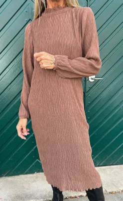 Say INA Copenhagen Kjole - Pernille Plisse - Brown