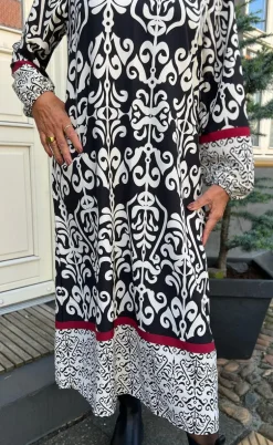 Say INA Copenhagen Kjole - Tia - Black W. White Print