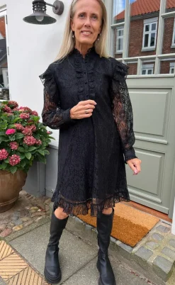 Say INA Copenhagen Kjole - Pia Lace - Black