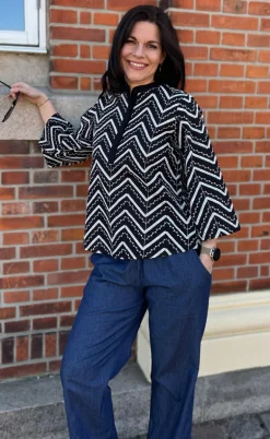 Say INA Copenhagen Skjorte - Zara Zig Zag - Black W. White