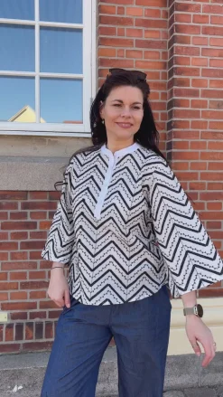 Say INA Copenhagen Skjorte - Zara Zig Zag - Black W. White