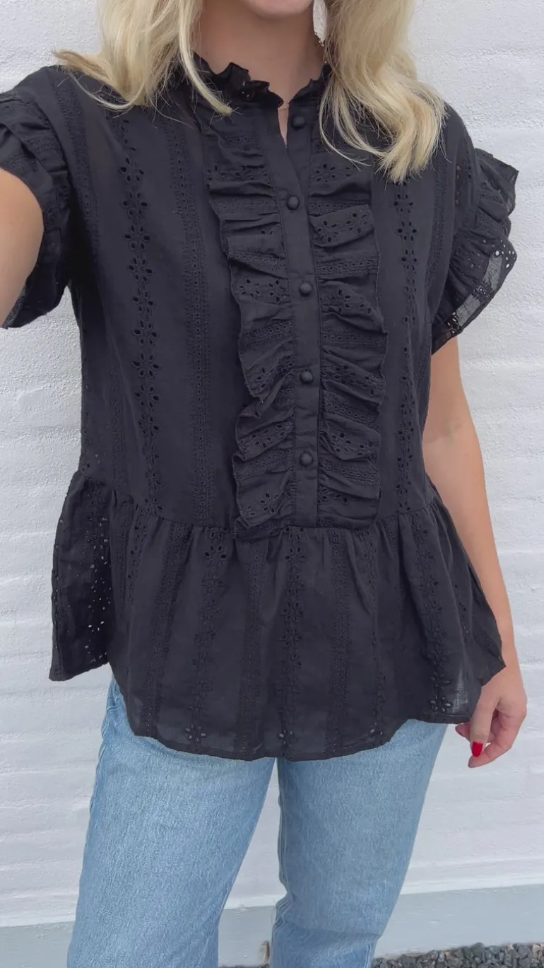 Say INA Copenhagen Top - Freya - Black Broderie Anglaise