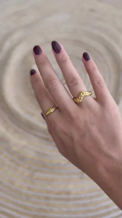 Smykkeli Copenhagen Ring - Twisted Crossaint Large - Golden Colour