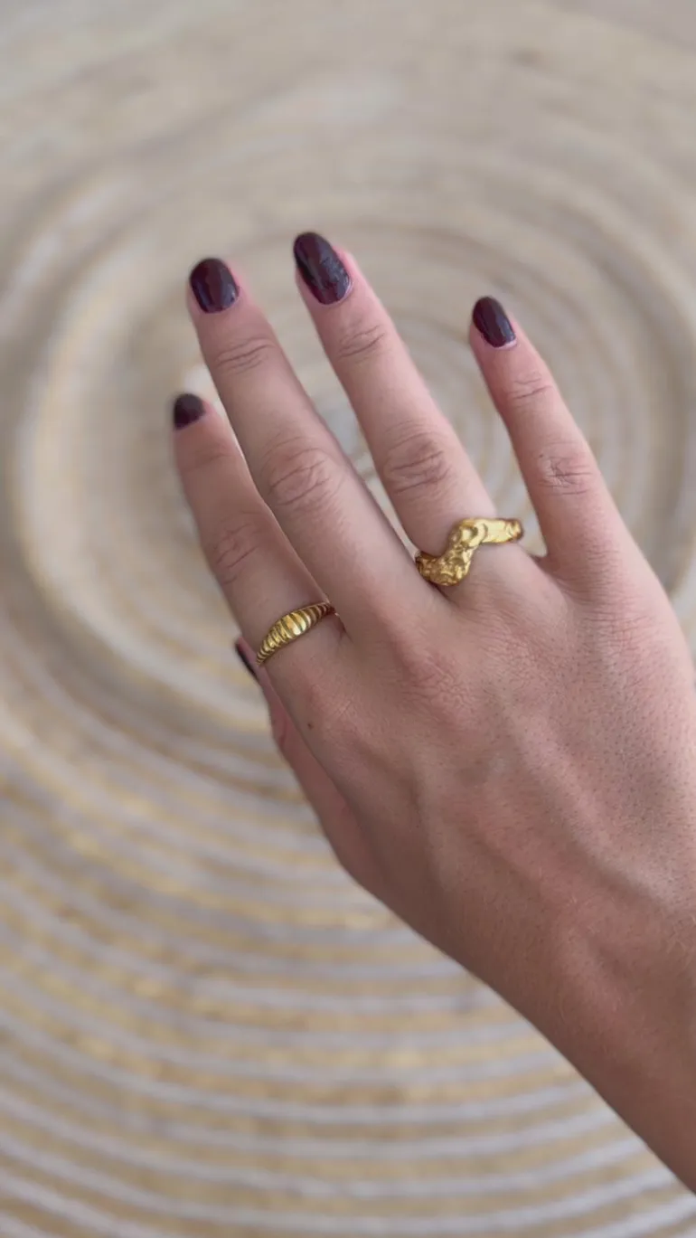 Smykkeli Copenhagen Ring - Twisted Crossaint Large - Golden Colour